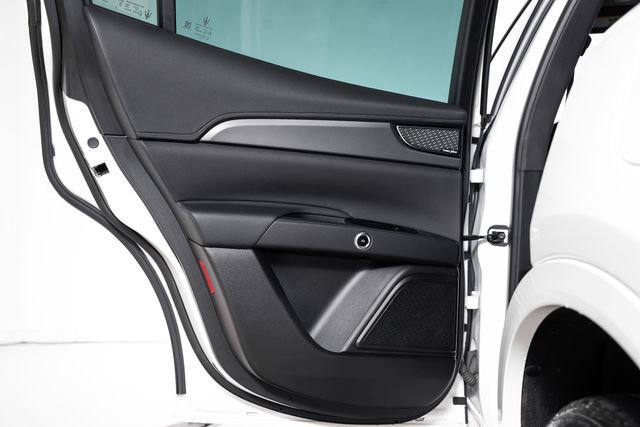 Used 2024 Maserati Grecale GT image 57