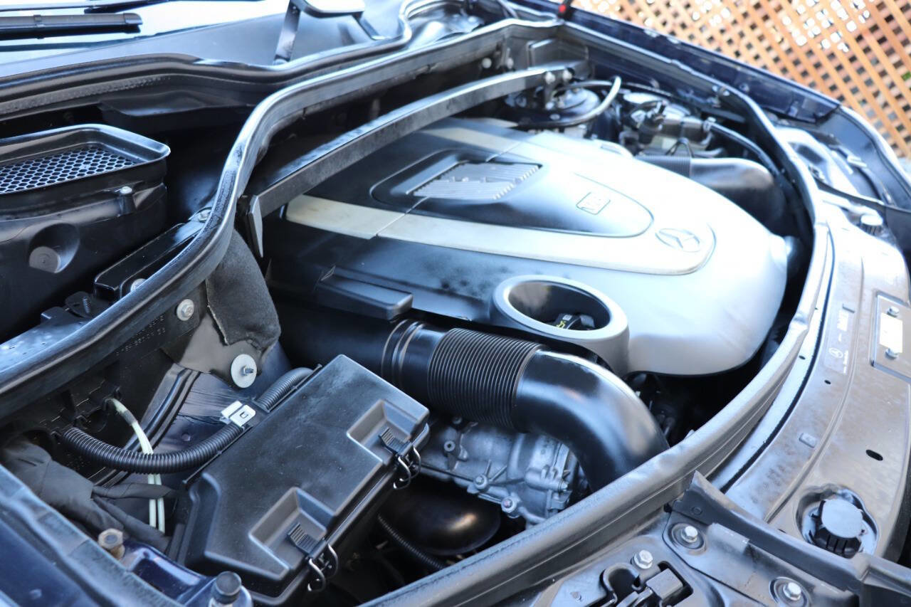 Used 2012 Mercedes-Benz GL 450 4MATIC image 14