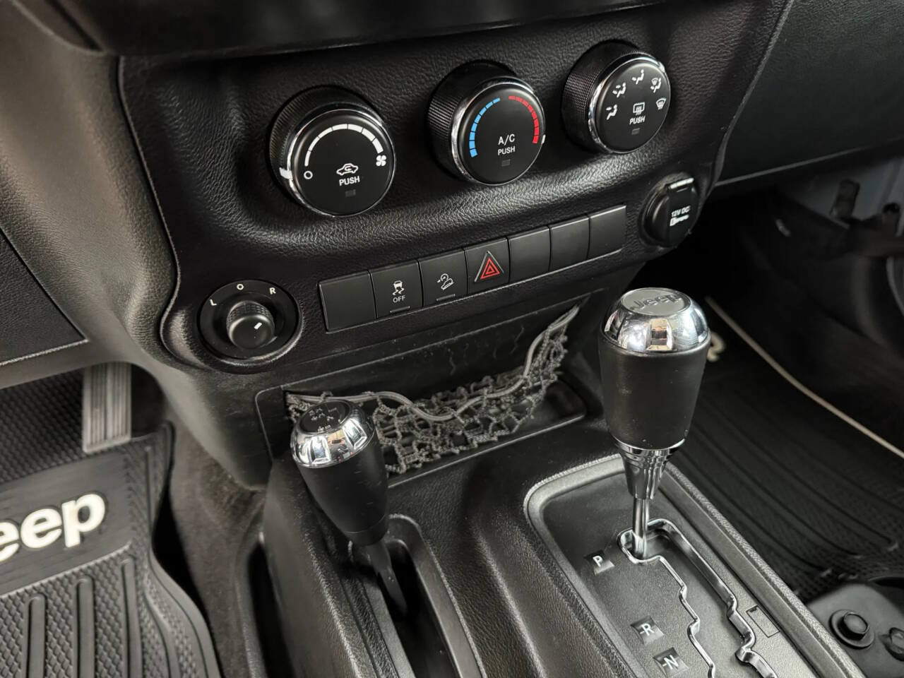 Used 2014 Jeep Wrangler Unlimited Sport w/ Quick Order Package 24S AWD/4WD image 14