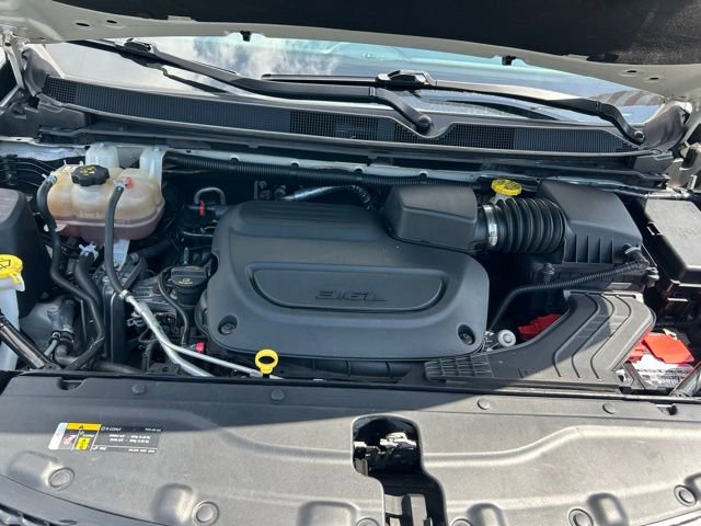 Used 2020 Chrysler Pacifica Touring-L Plus image 11