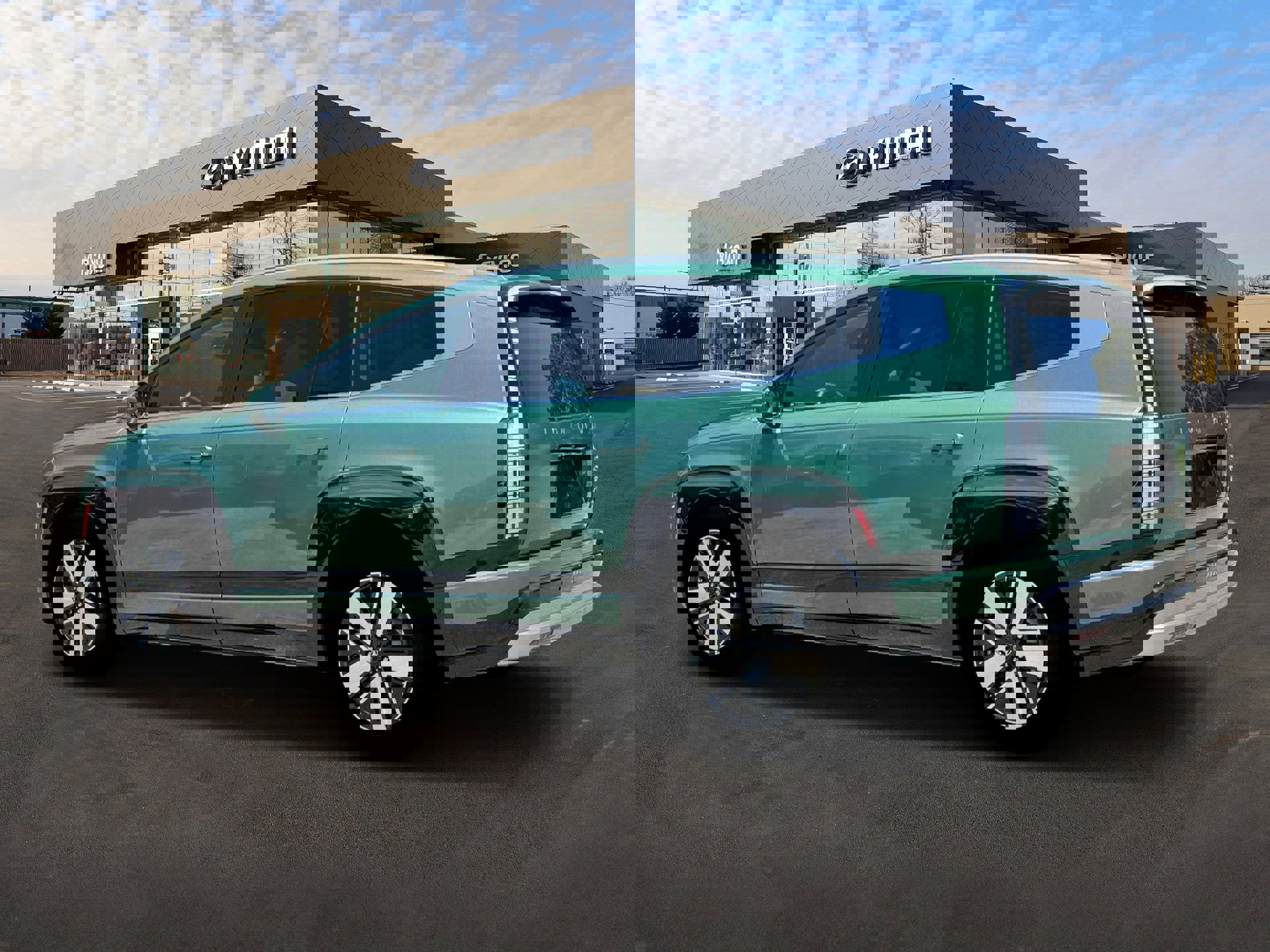 New 2026 Hyundai Ioniq 9 SEL image 4