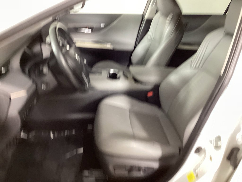 Used 2024 Toyota Venza Limited AWD/4WD image 12