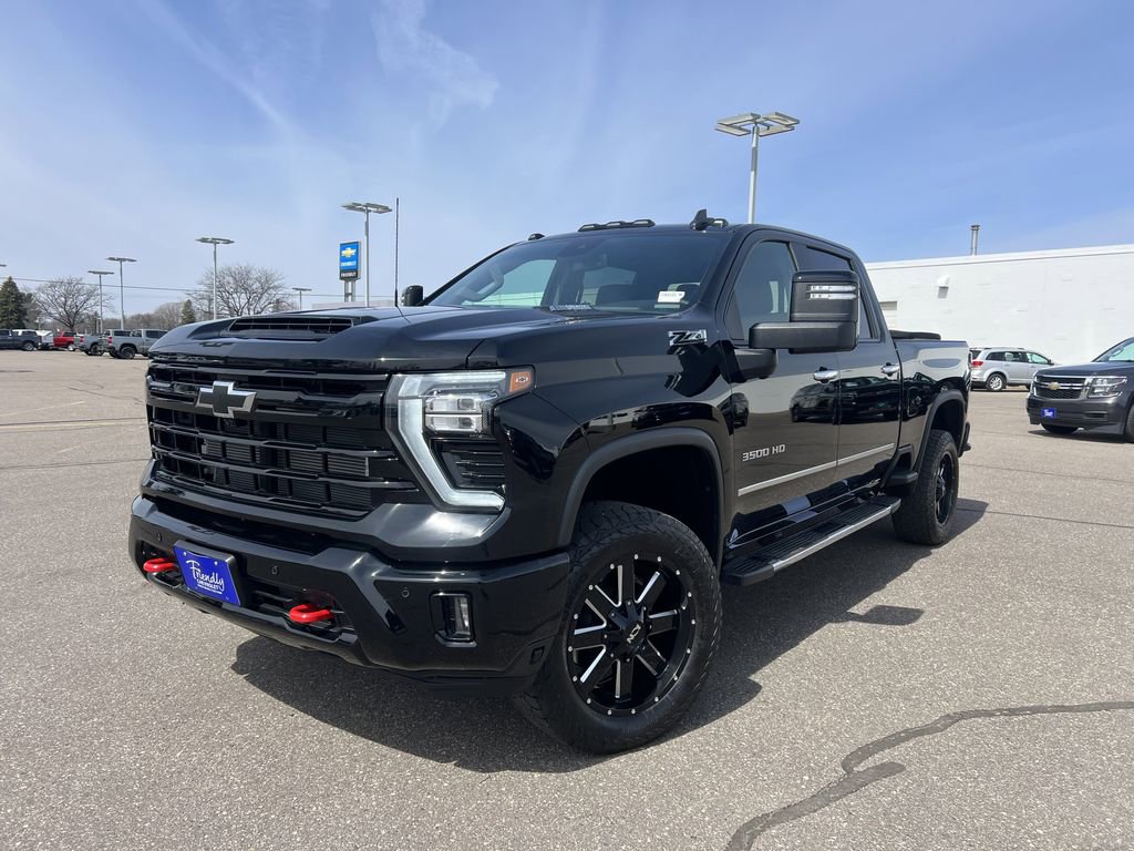 Used 2025 Chevrolet Silverado 3500 LT w/ Trail Boss Package AWD/4WD image 1