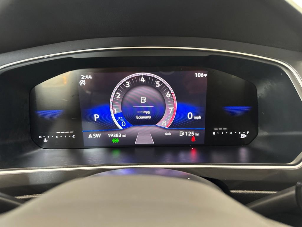 Certified 2024 Volkswagen Tiguan Wolfsburg Edition FWD image 17