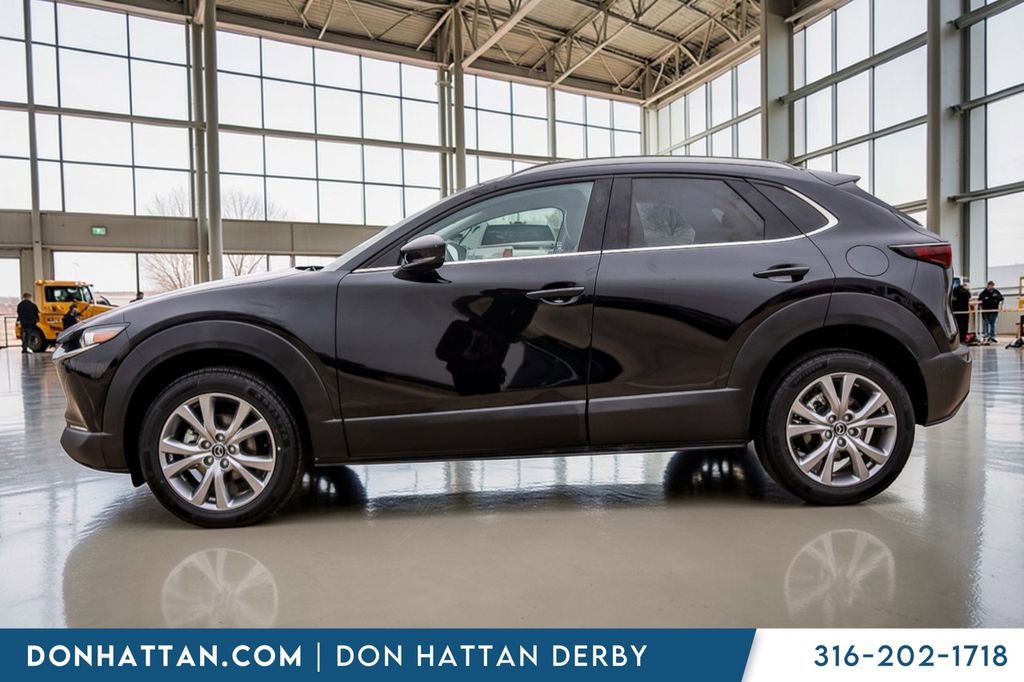Used 2023 MAZDA CX-30 AWD 2.5 S w/ Preferred Package image 2