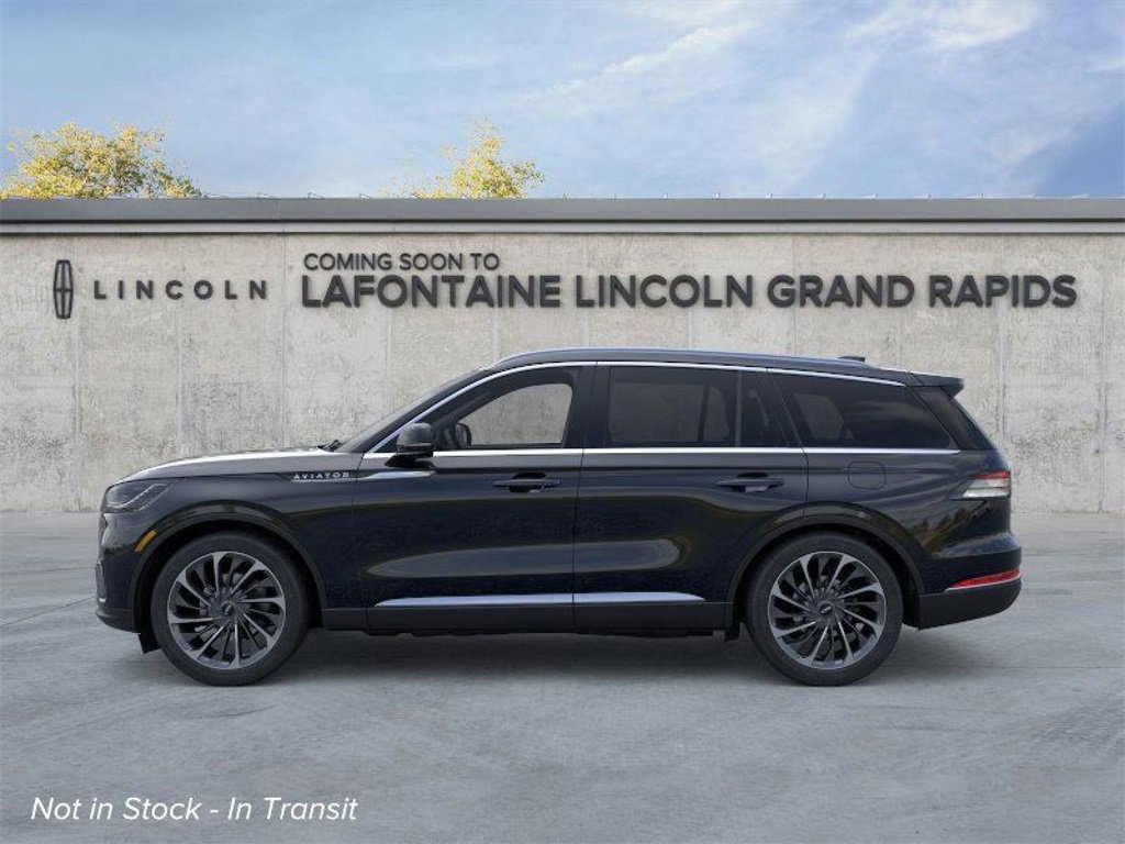 New 2026 Lincoln Aviator Reserve image 3