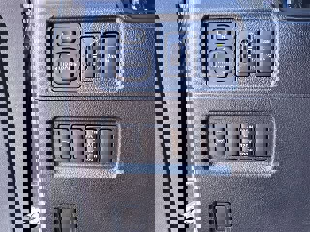 Used 2015 Toyota 4Runner Limited image 42