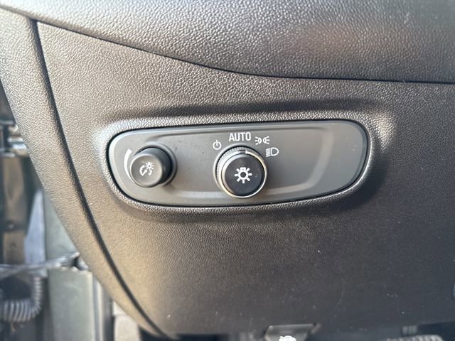 Used 2018 Chevrolet Equinox LT AWD/4WD image 14