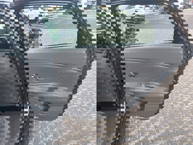 New 2026 Hyundai Elantra Blue image 21