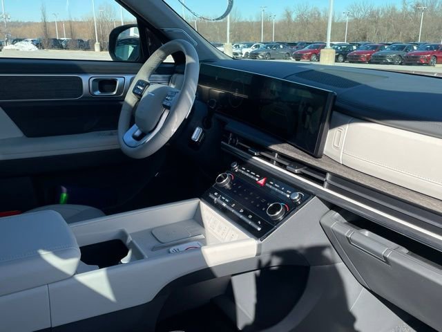 New 2025 Hyundai Santa Fe Limited image 30