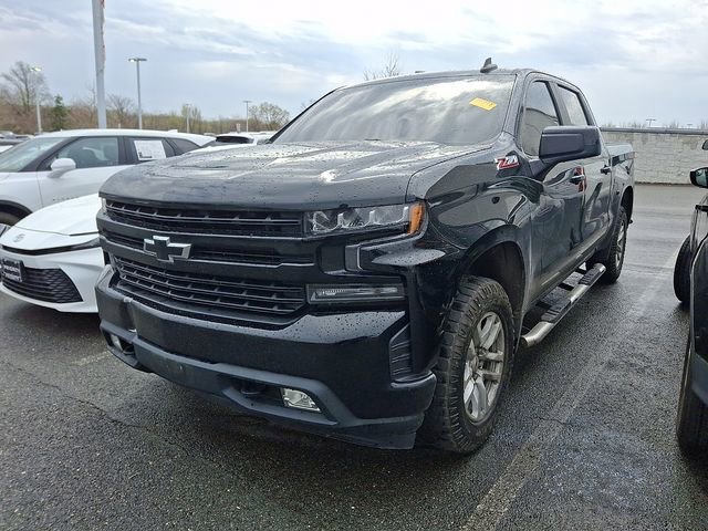Used 2021 Chevrolet Silverado 1500 RST image 2
