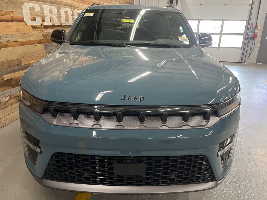New 2026 Jeep Grand Wagoneer L Limited AWD/4WD image 8