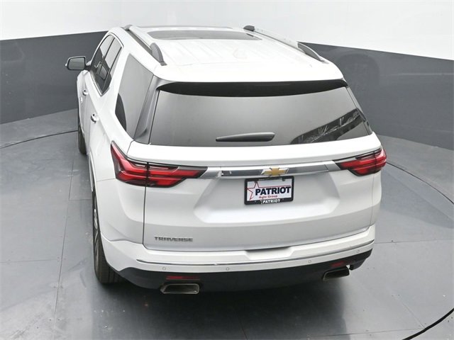 Used 2023 Chevrolet Traverse High Country image 32