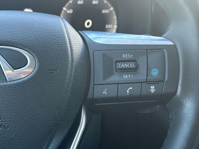 Certified 2023 INFINITI QX60 Luxe w/ Performance Audio Package image 10