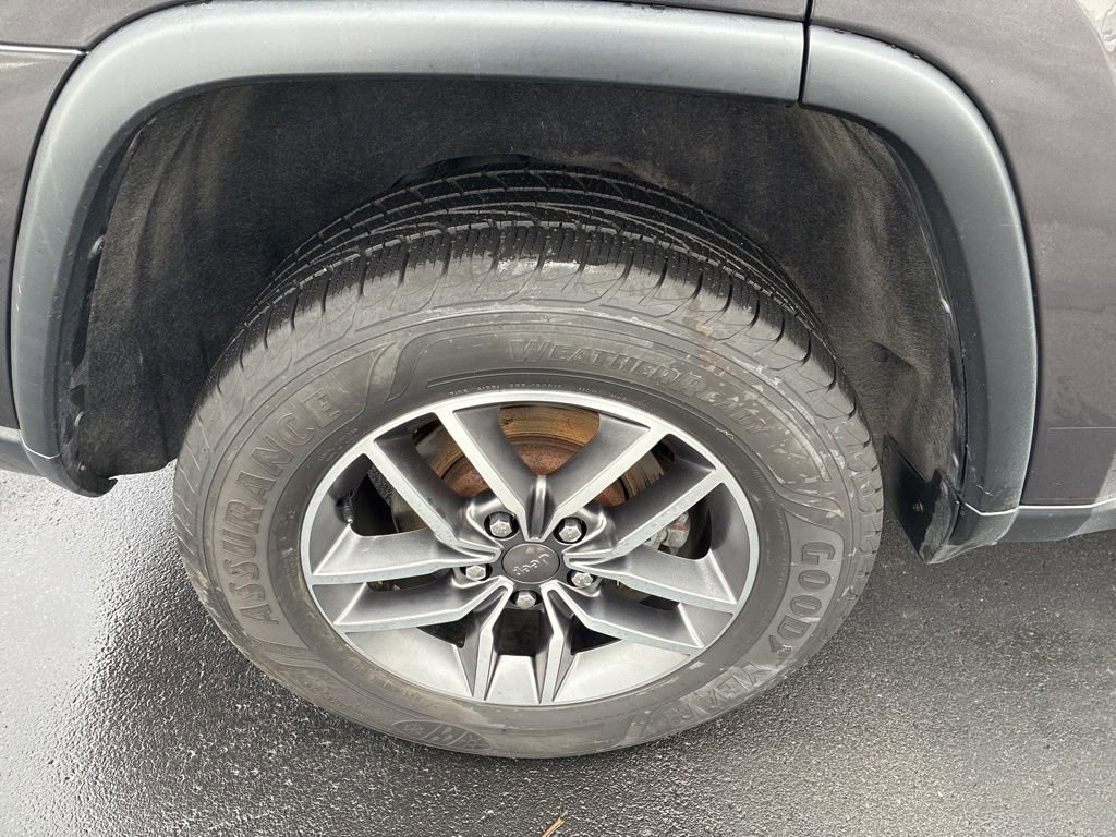 Used 2021 Jeep Grand Cherokee Limited image 13