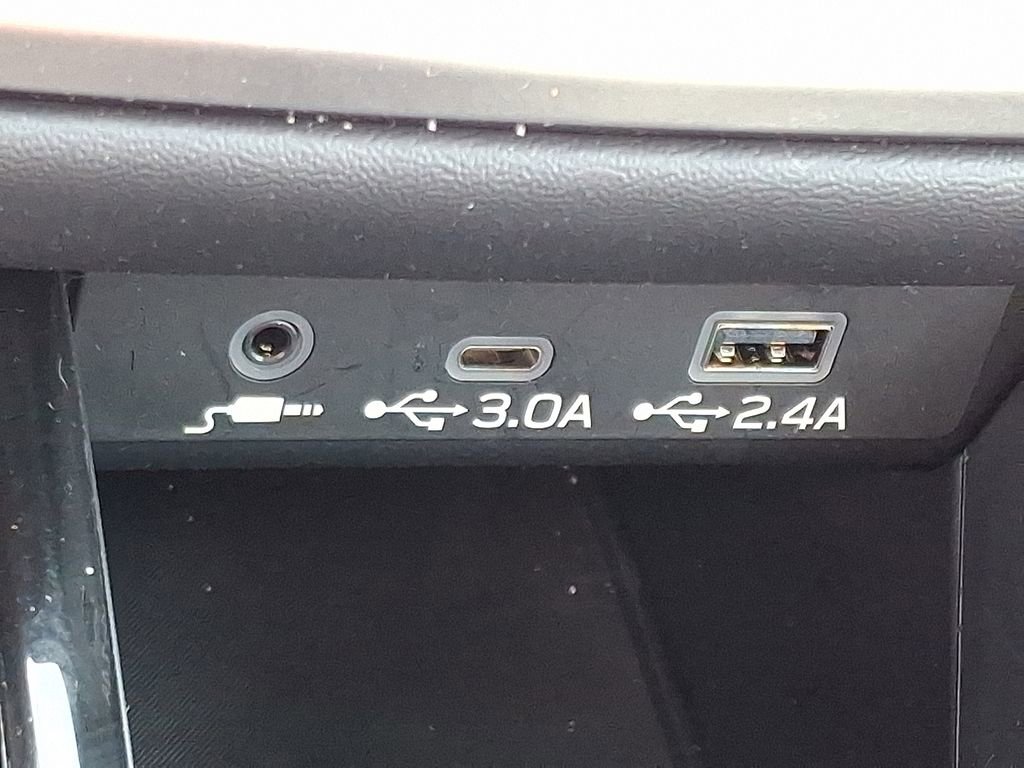Certified 2025 Subaru Outback Limited AWD/4WD image 29