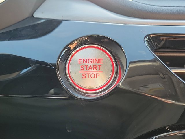 Certified 2023 Acura MDX FWD w/ Technology Package image 17