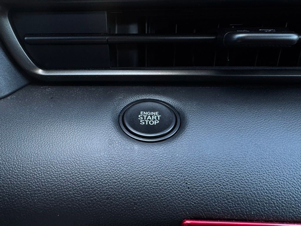 Used 2025 Hyundai Elantra Sport FWD image 26