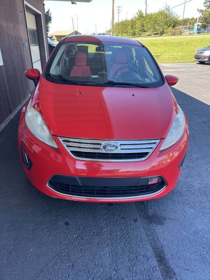 Used 2012 Ford Fiesta SE FWD image 6