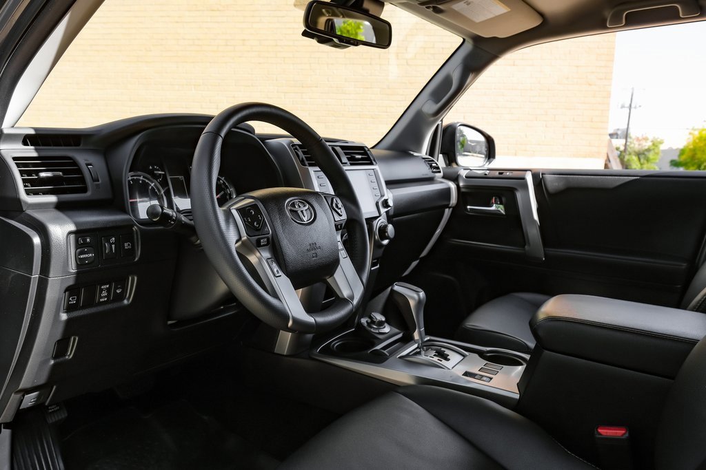 Used 2024 Toyota 4Runner TRD Sport w/ Technology Package image 2