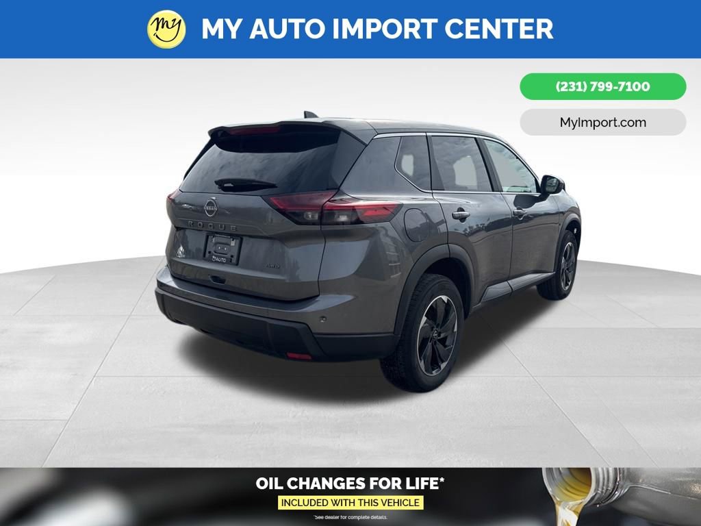 Used 2025 Nissan Rogue SV image 7