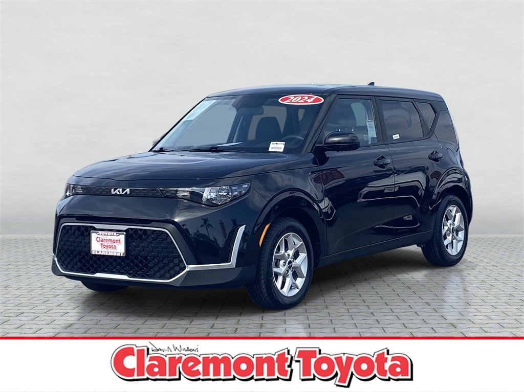 Used 2024 Kia Soul LX w/ Option Group 015 image 1