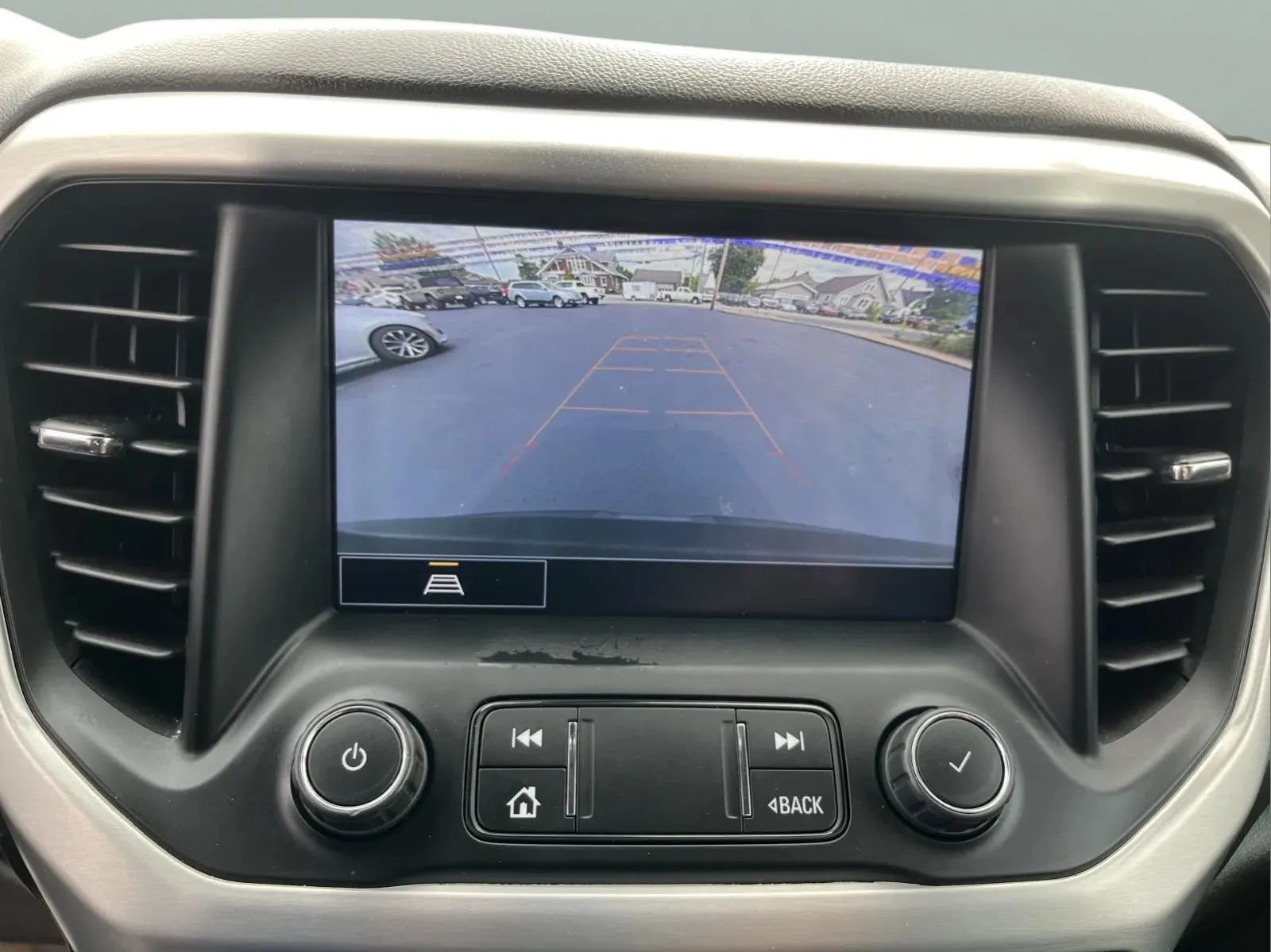 Used 2022 GMC Acadia SLT w/ Elevation Edition FWD image 16