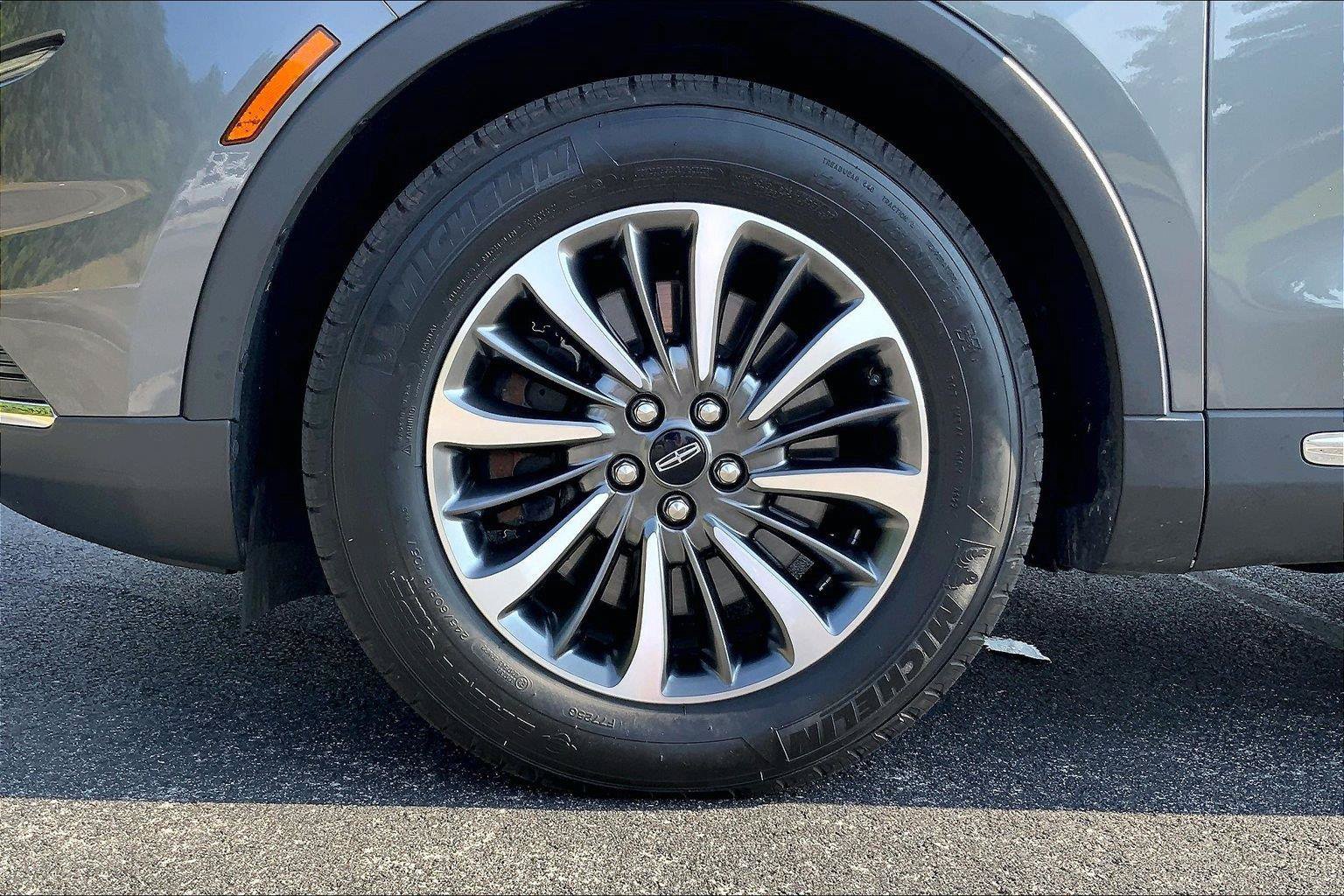 Used 2023 Lincoln Nautilus Reserve AWD/4WD image 8