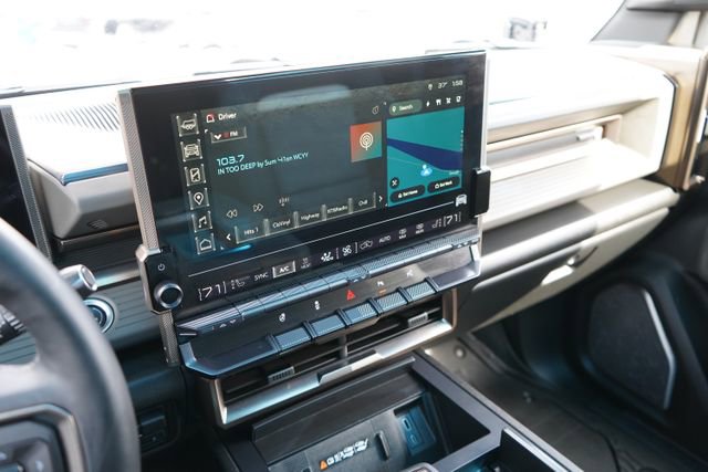 Used 2024 GMC Hummer EV 3X w/ LPO, Illumination Package image 29