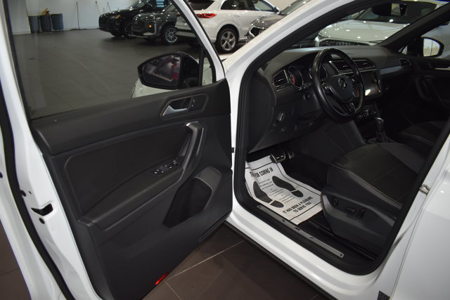 Used 2021 Volkswagen Tiguan SE R-Line AWD/4WD image 21