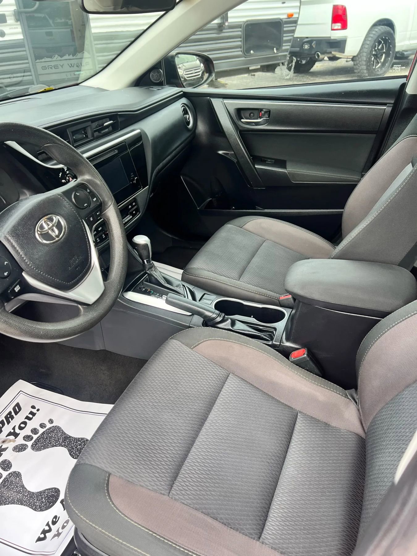 Used 2019 Toyota Corolla L image 12