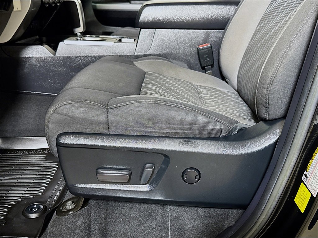 Used 2021 Toyota Tundra SR5 image 17