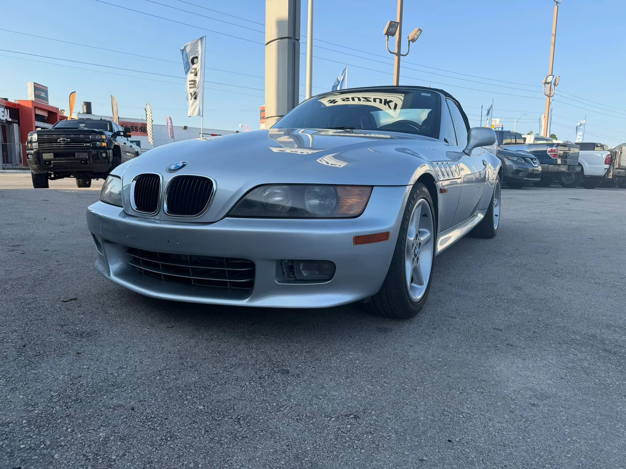 Used 1998 BMW Z3 2.8 RWD image 1