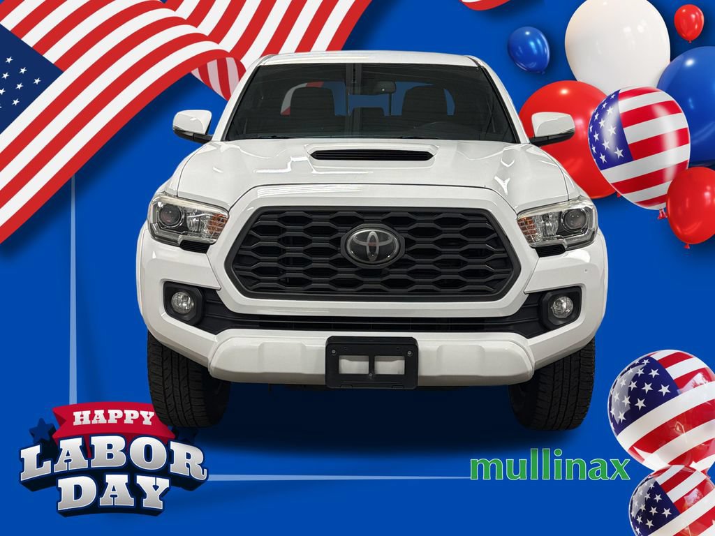 Used 2020 Toyota Tacoma TRD Sport AWD/4WD image 6