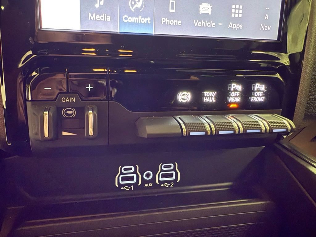 Used 2026 RAM 2500 Big Horn AWD/4WD image 33