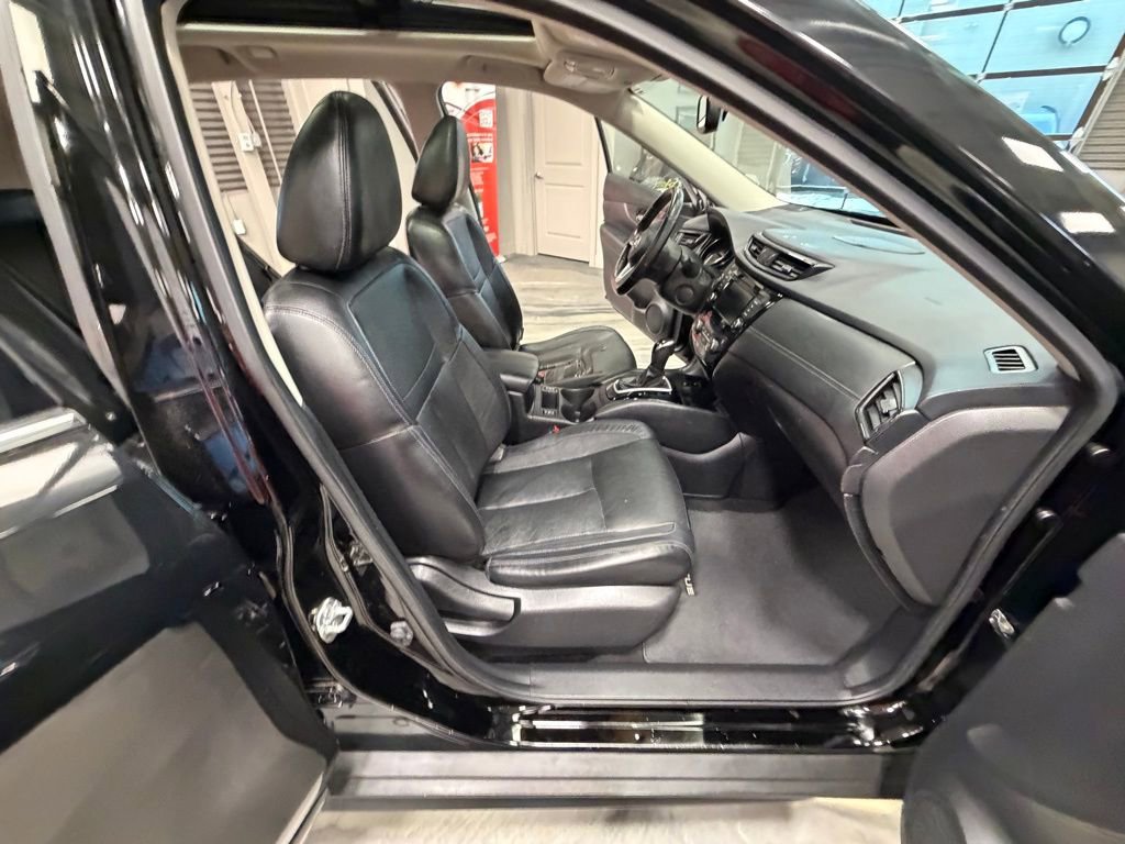 Used 2018 Nissan Rogue SL w/ Premium Package AWD/4WD image 45