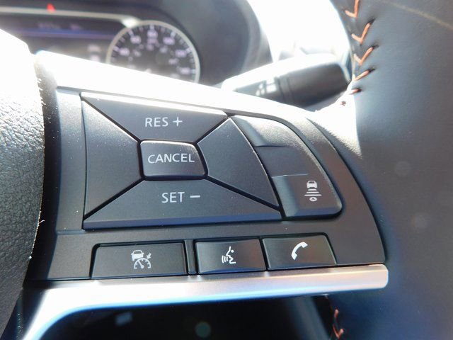 Used 2025 Nissan Sentra SR image 22