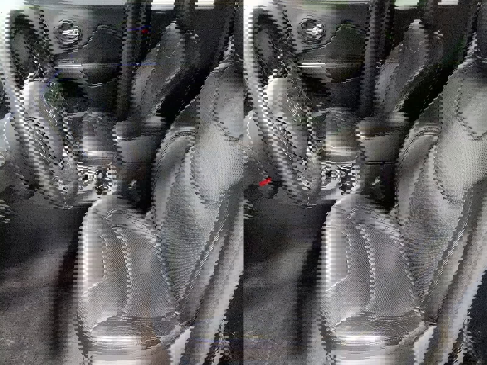 Used 2019 Jeep Cherokee Limited image 17