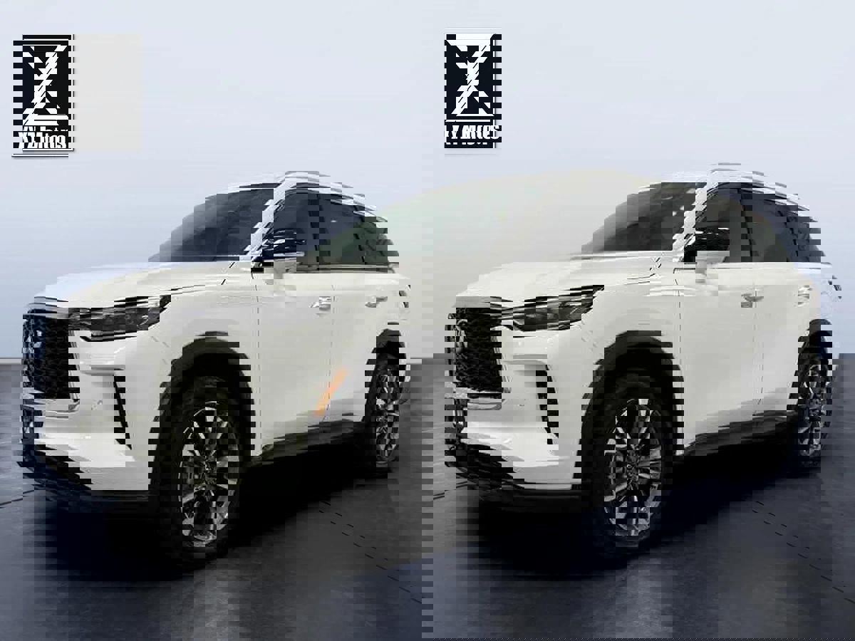 Used 2024 INFINITI QX60 Luxe image 2