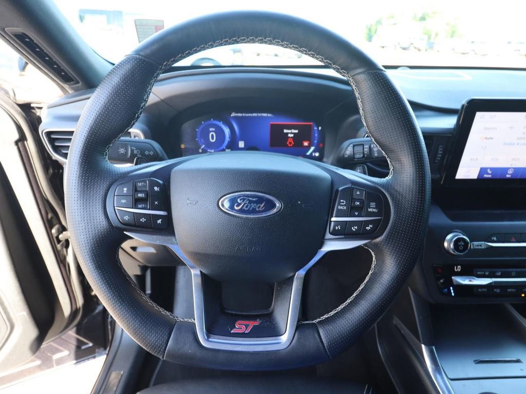 Used 2020 Ford Explorer ST w/ ST Street Pack image 17