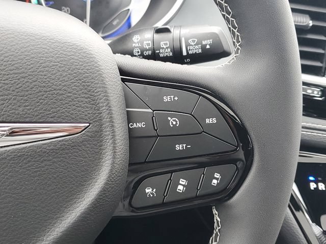 New 2026 Chrysler Pacifica Limited w/ S Appearance Package AWD/4WD image 24