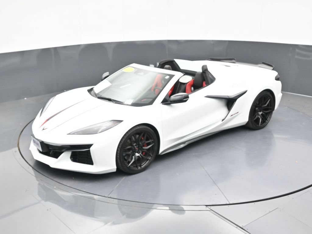 Used 2024 Chevrolet Corvette Z06 RWD image 55