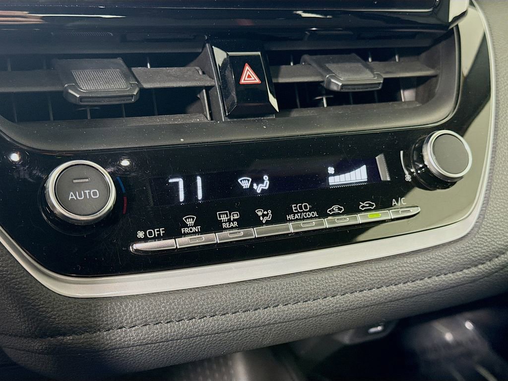 Used 2024 Toyota Corolla SE image 20