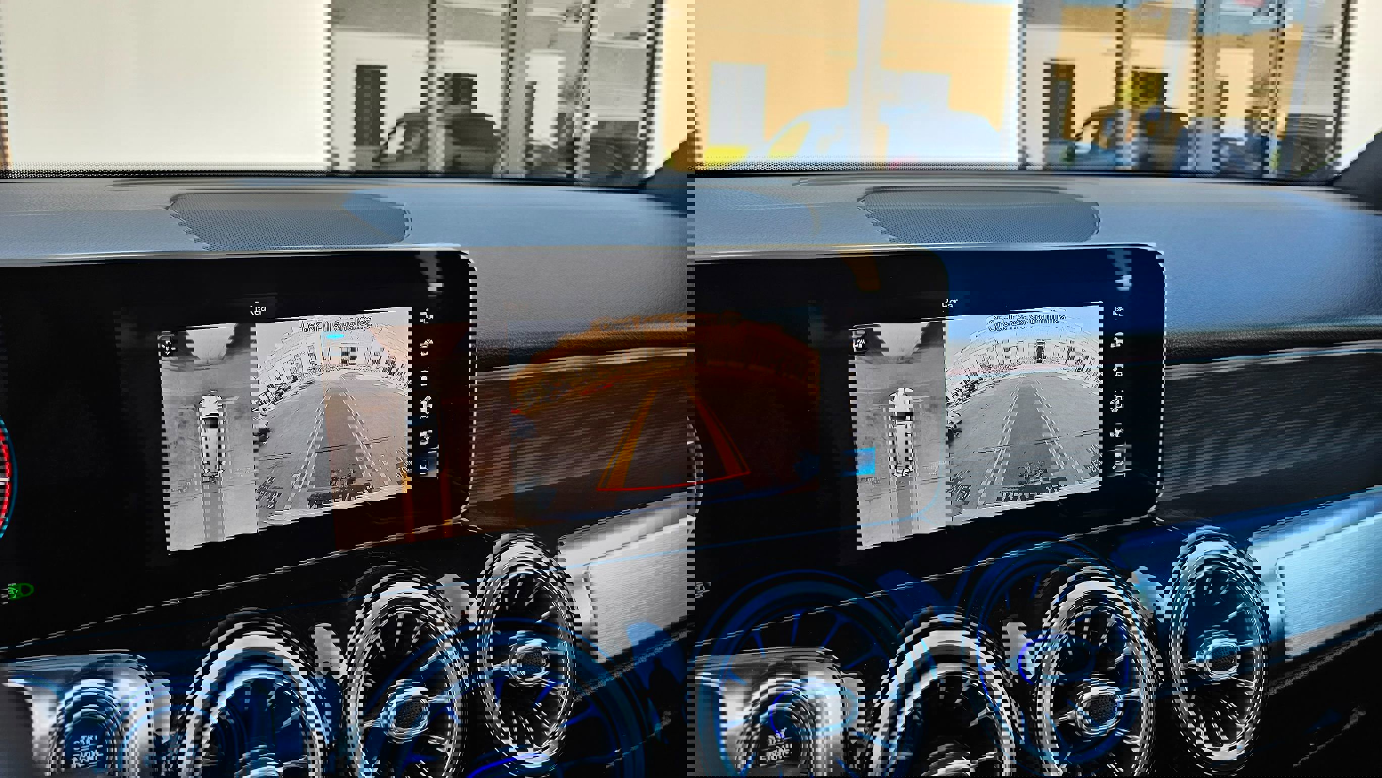 Used 2020 Mercedes-Benz GLB 250 image 35