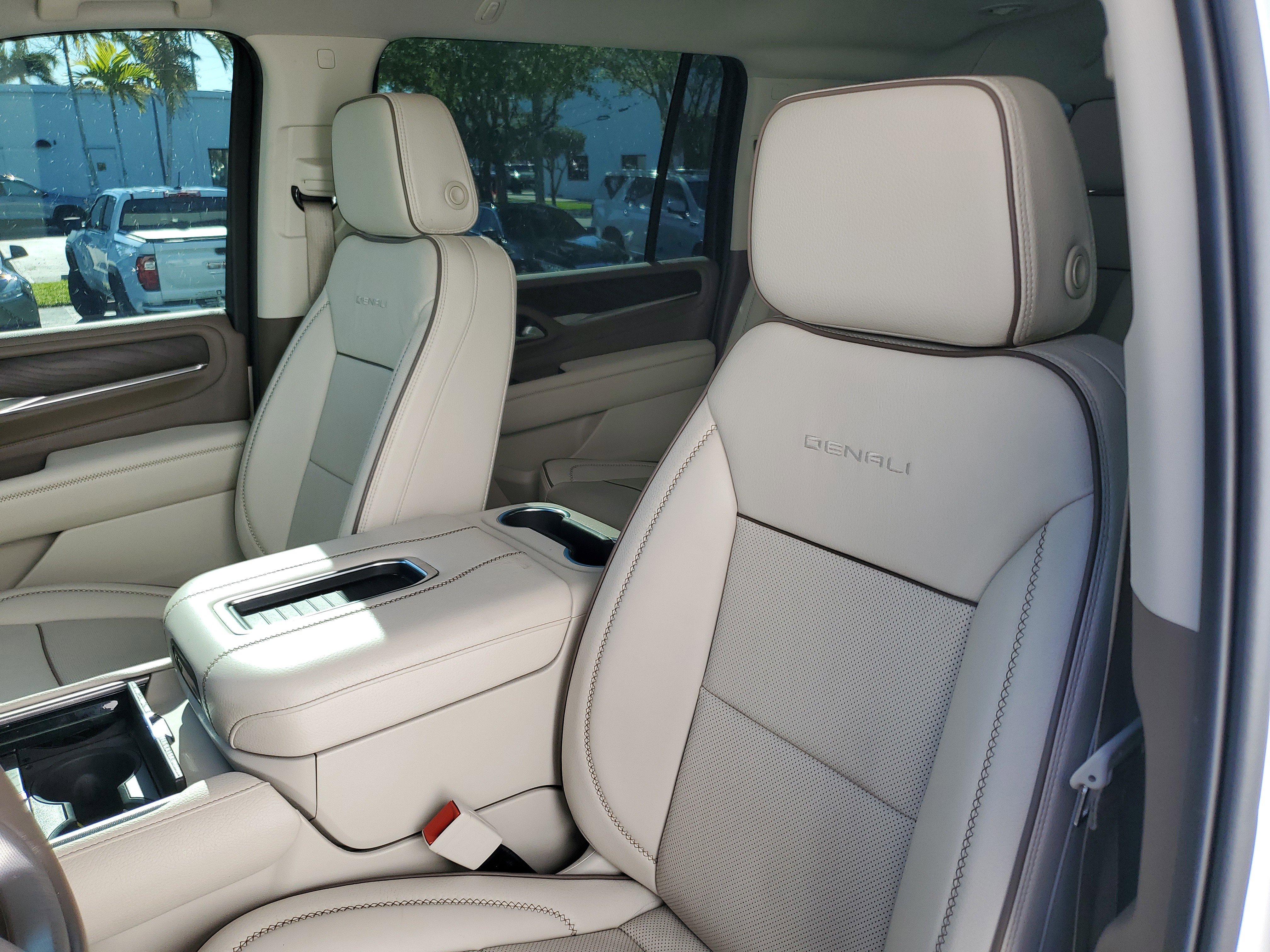 Certified 2022 GMC Yukon XL Denali image 20