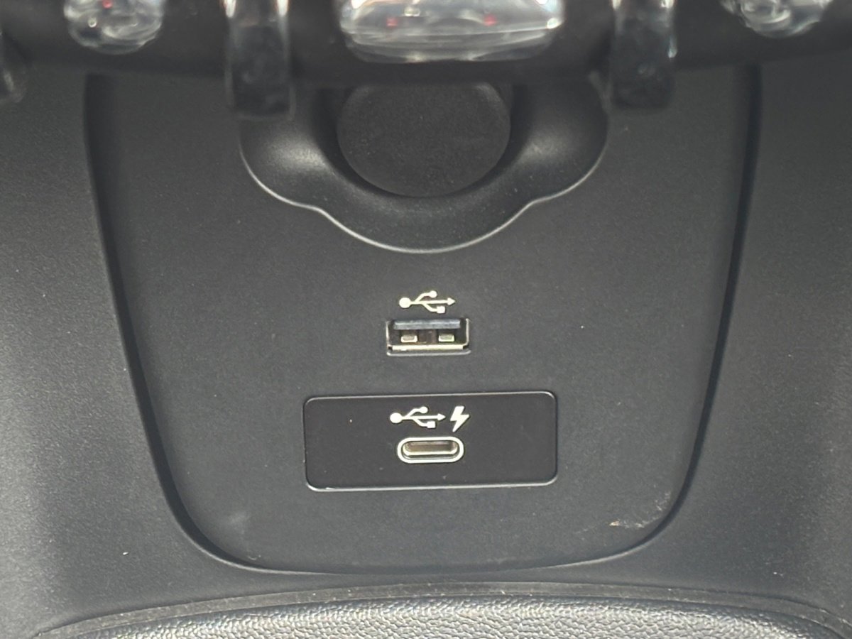 Used 2022 MINI Cooper S image 6