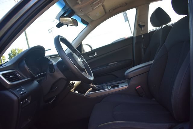 Used 2020 Kia Optima LX FWD image 18