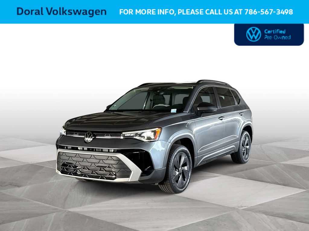 Used 2025 Volkswagen Taos S FWD image 1