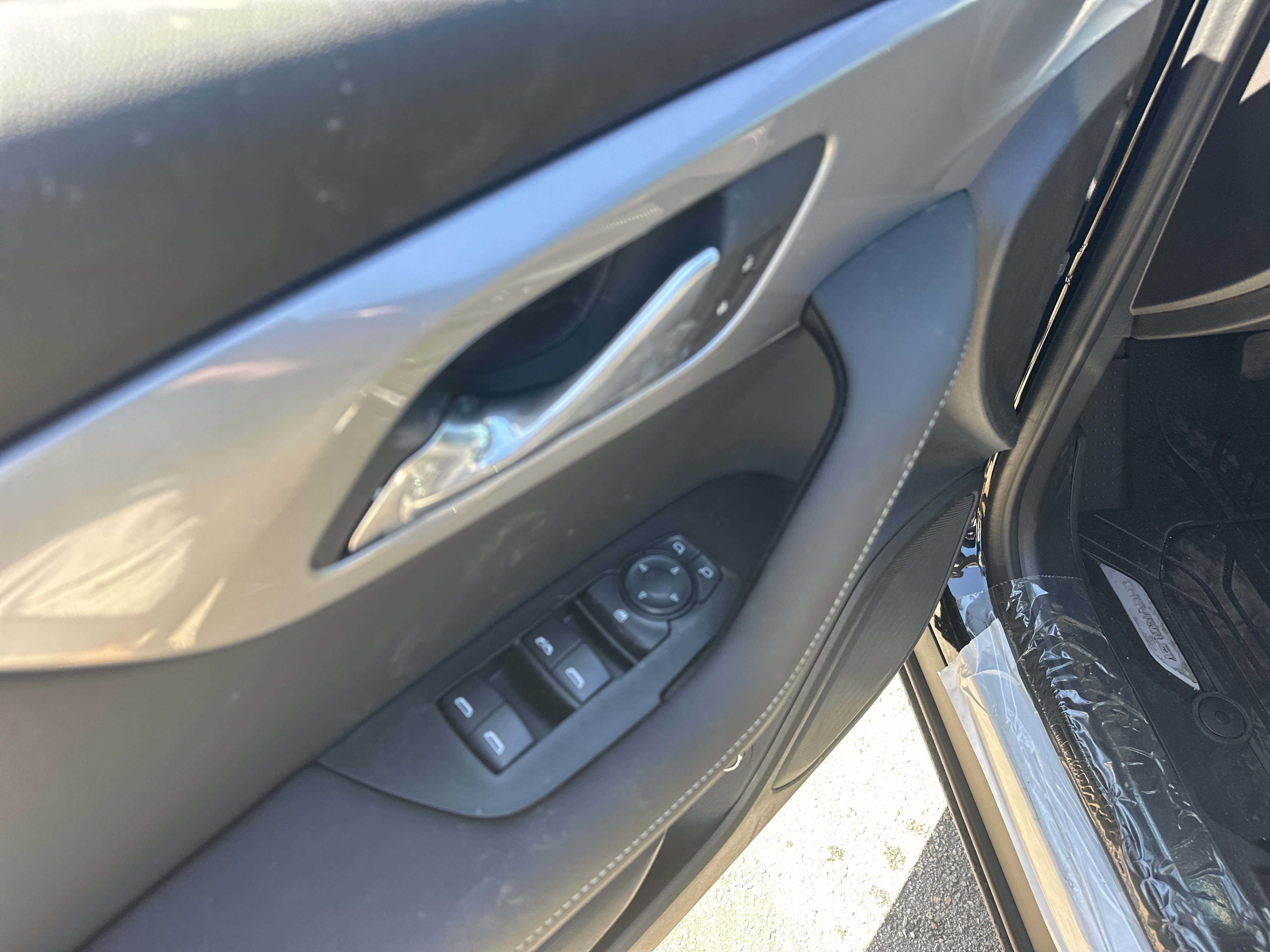 New 2026 Chevrolet Blazer LT w/ Convenience Package FWD image 15
