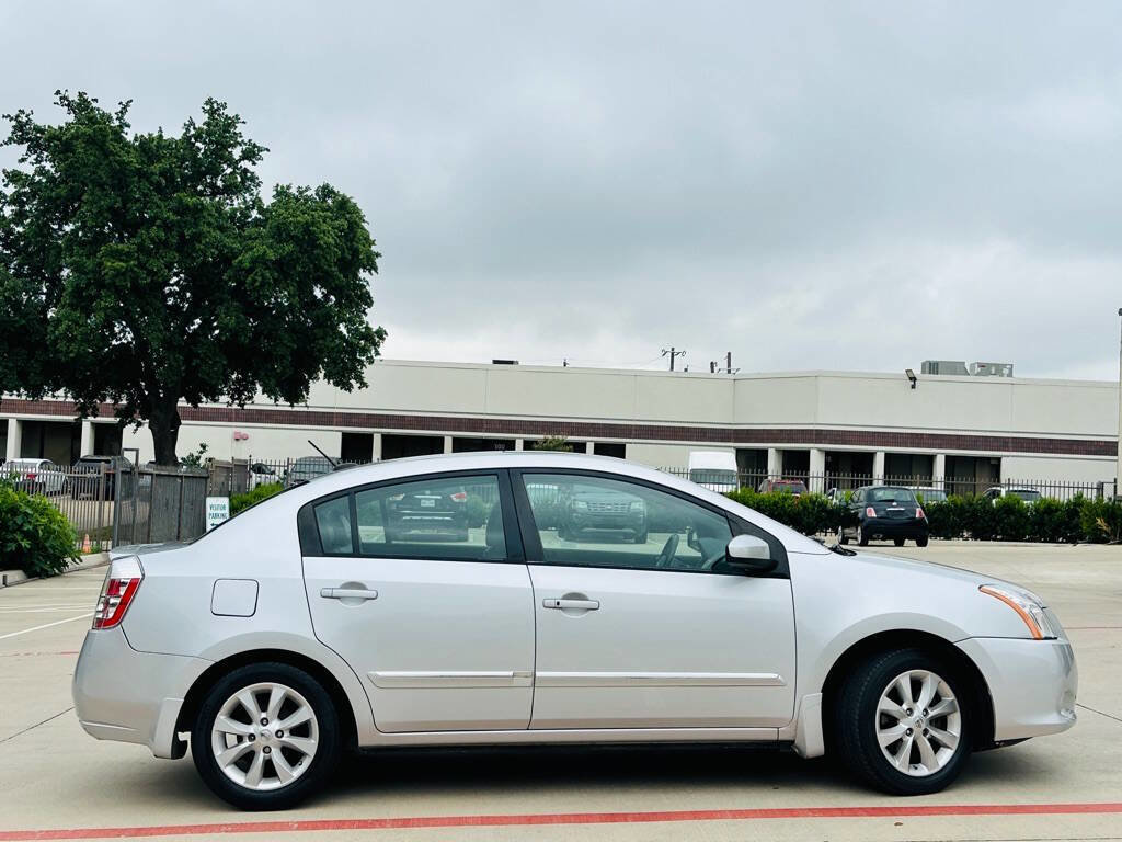 Used 2010 Nissan Sentra 2.0 SL w/ Premium Plus Pkg FWD image 12